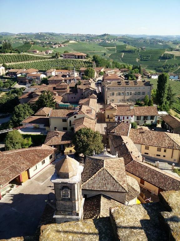 Casa Vacanze Bellovello Barbaresco Exterior photo