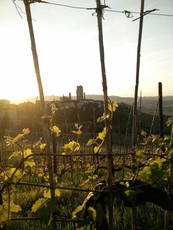 Casa Vacanze Bellovello Barbaresco Exterior photo